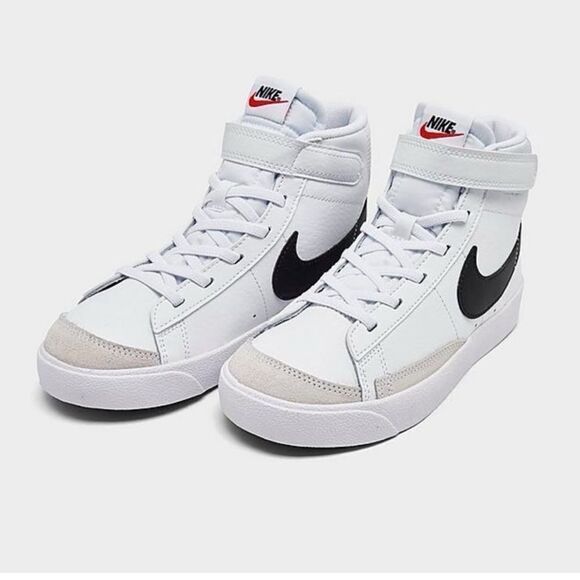 Nike Little Boy Size 13.5 C NWOT - Picture 2 of 8